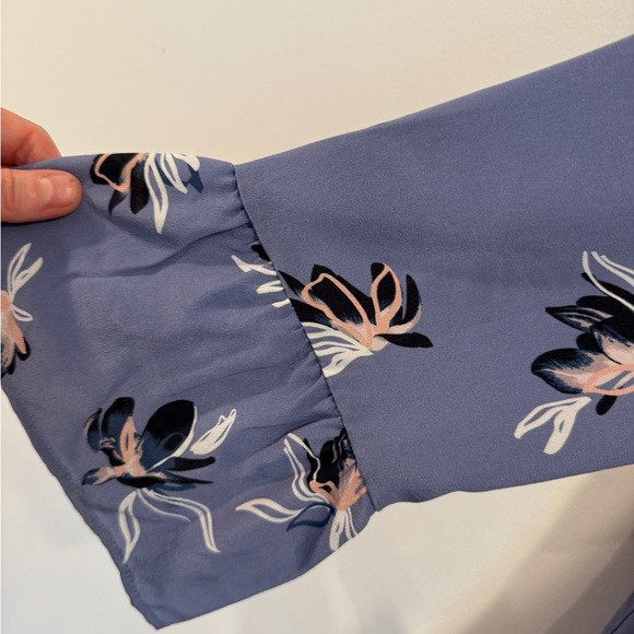 Floral Blue dress in silk by Amour Vert - Picture 6 of 7